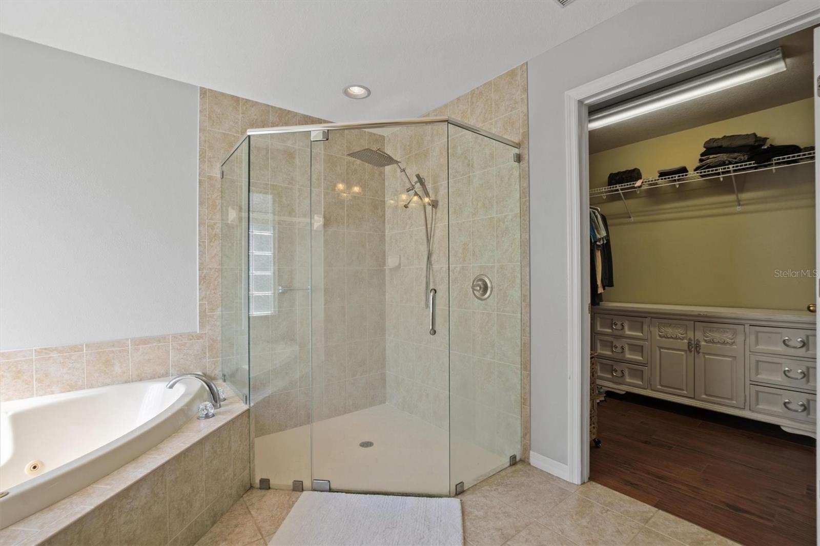 OSPREY POINTE - Residential