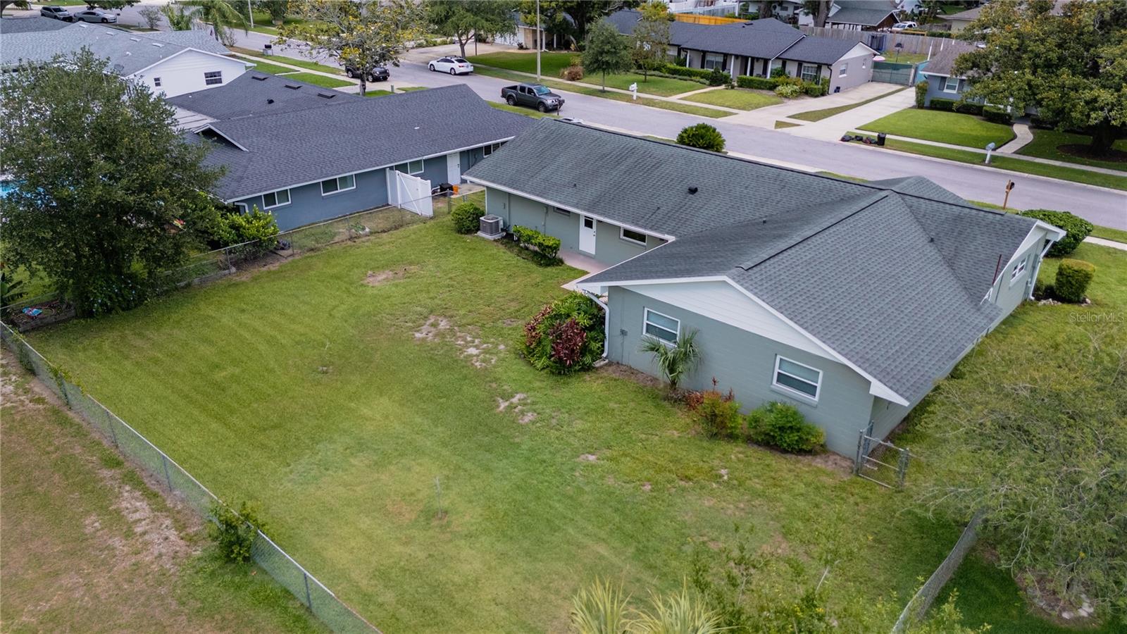 4514 CRICHTON LANE