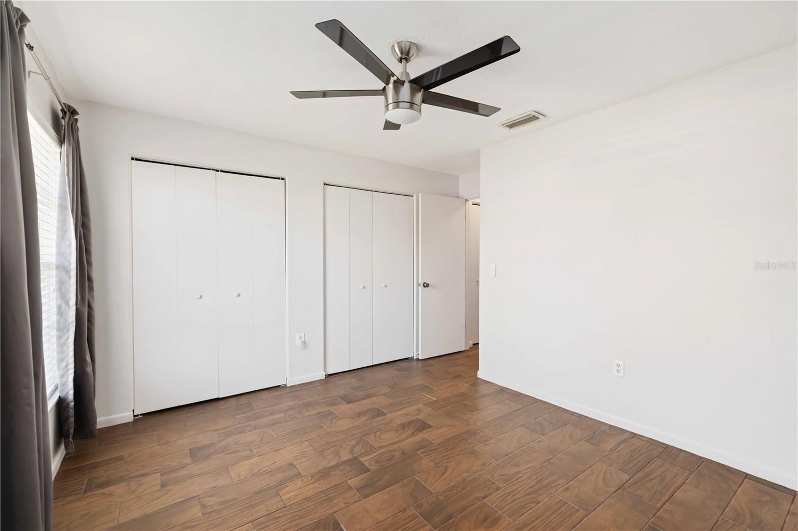 CENTER GATE VILLAGE 3 - Residential