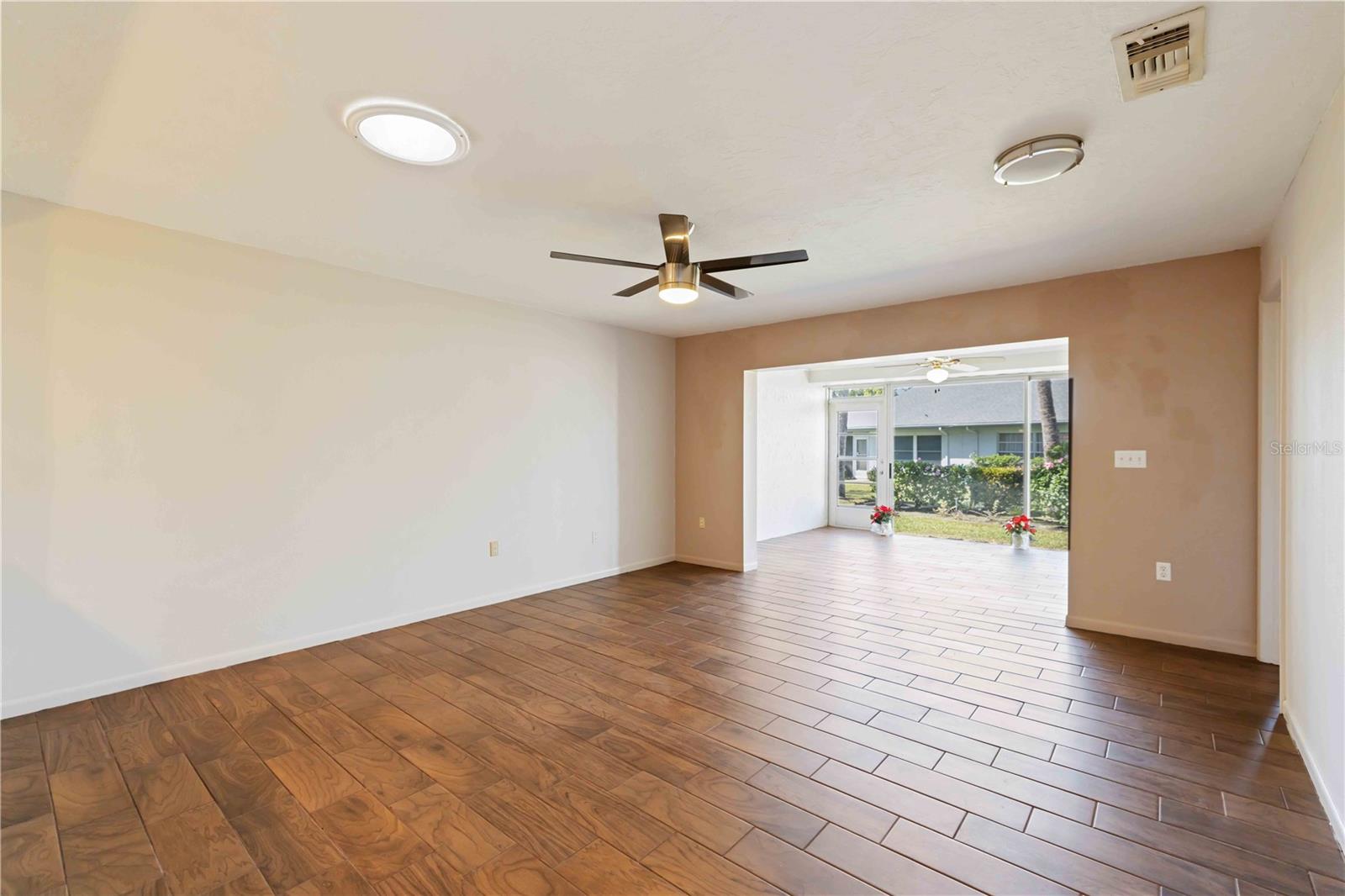 CENTER GATE VILLAGE 3 - Residential