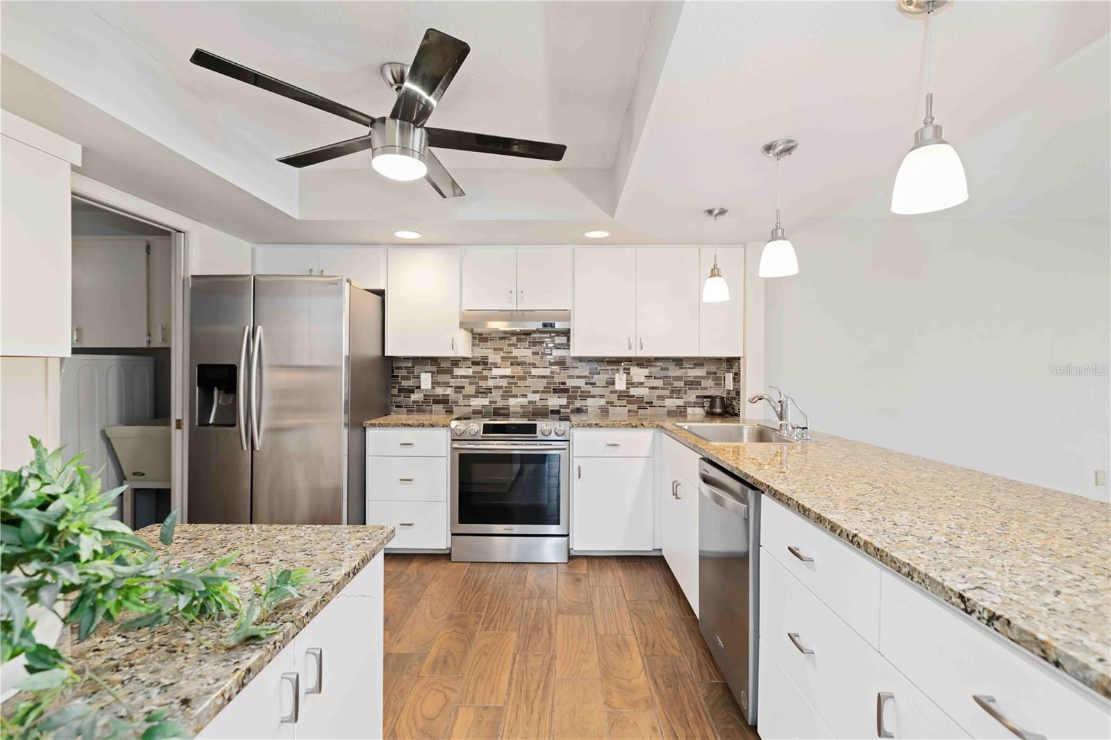 CENTER GATE VILLAGE 3 - Residential