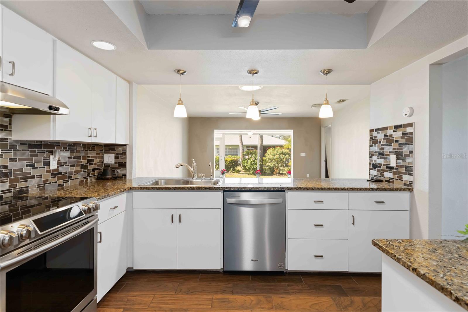 CENTER GATE VILLAGE 3 - Residential