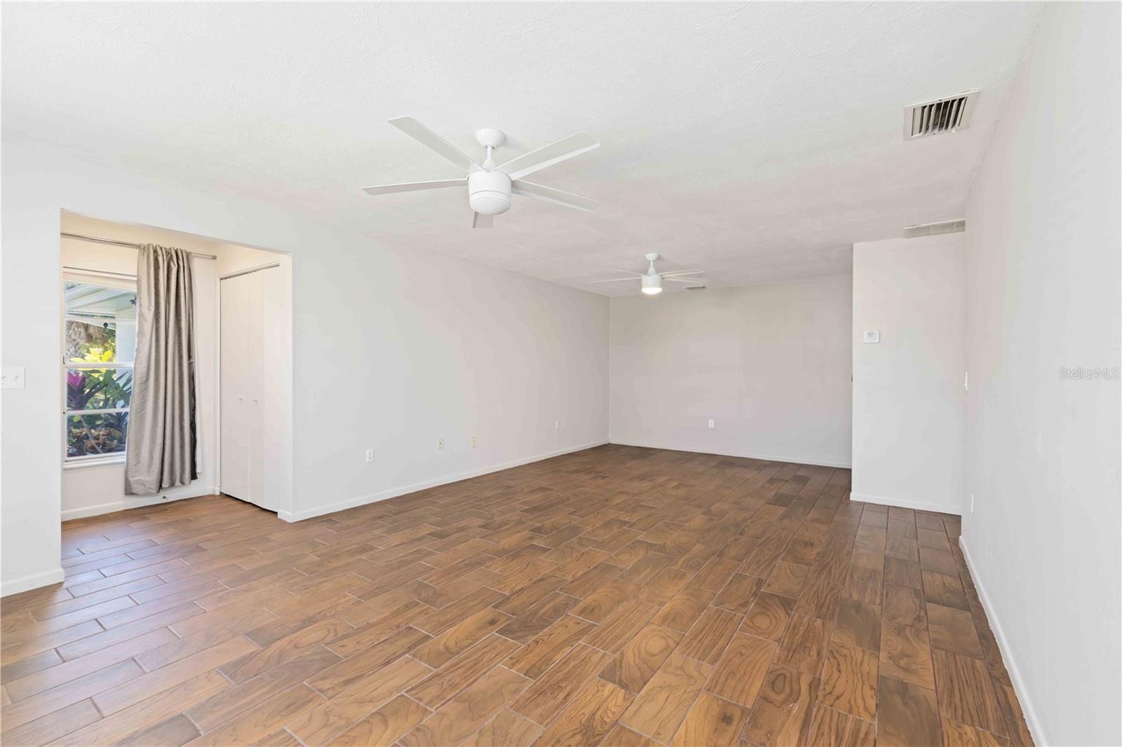 CENTER GATE VILLAGE 3 - Residential