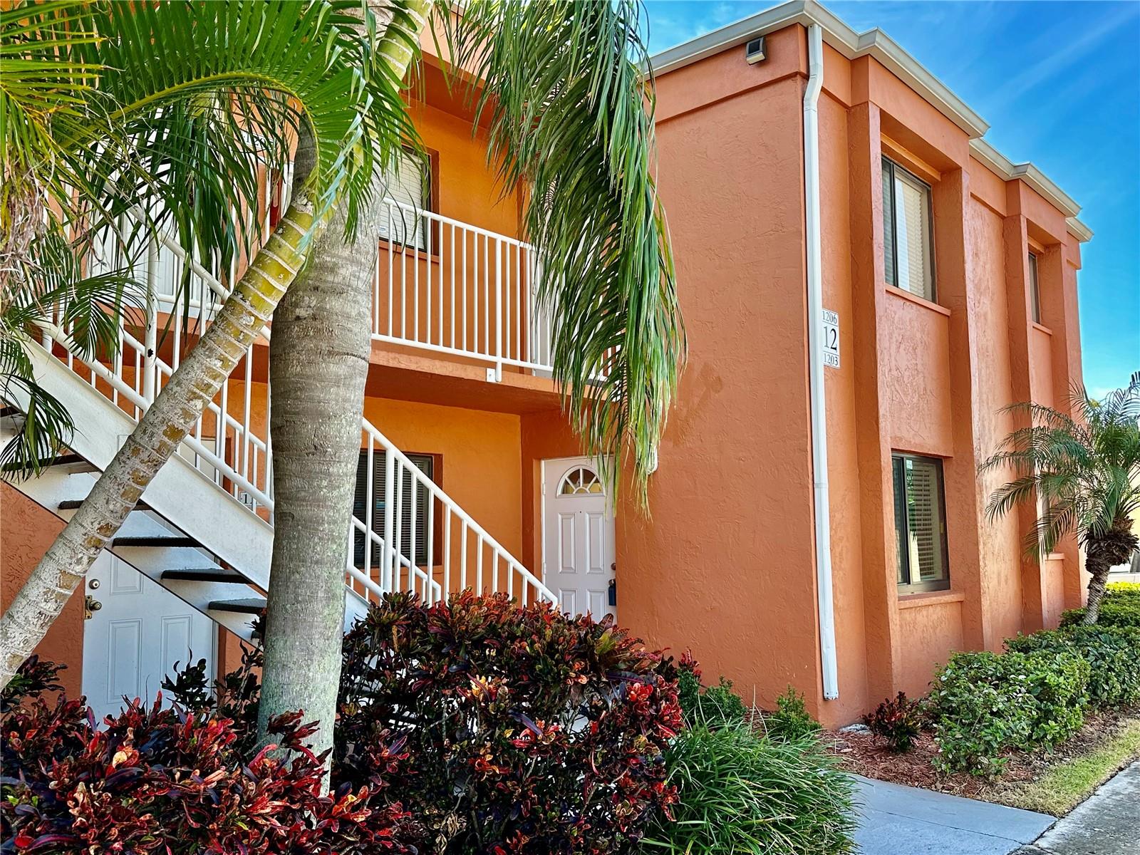 Annual rental in the heart of Bradenton. Furnished 1-bedroom/1-bathroom condo on the first floor with the screened and covered lanai. There
are new laminate floors, new carpet in the bedroom, blinds, and ceiling fans. Washer and Dryer are in the unit. Two open parking spots for the
unit and two guest parking spots are available with a guest permit. Enjoy a beautiful, well-maintained community Garden Walk with a community pool, clubhouse, and 24/7 fitness room. Close to shopping, dining, and the best beaches in the Bradenton and Sarasota area. Minimum 12-month Lease; pets allowed but are subject to approval; association approval $150; tenant pays utilities (electricity; Internet); 1st and last month rental payments and a security deposit equal to 1 month are required to start the Lease.