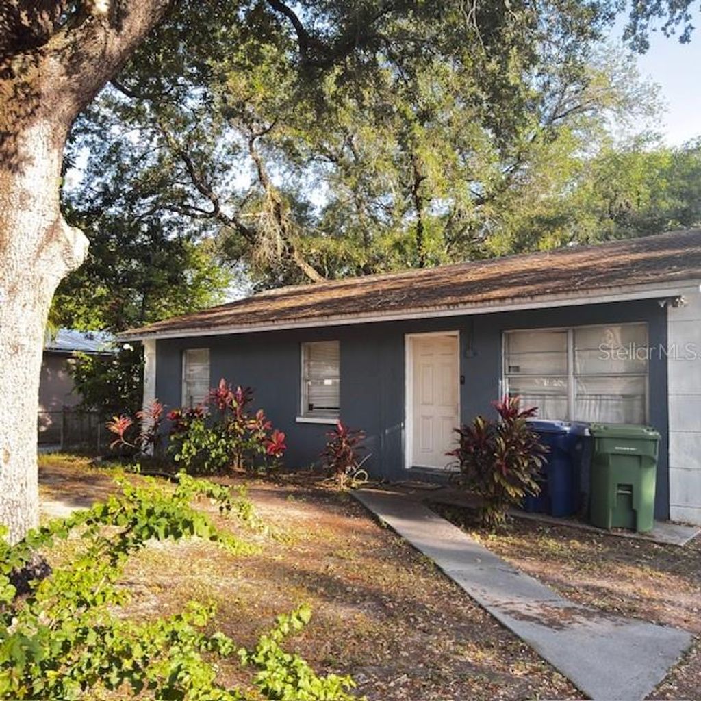 Photo of 1907 E Emma Street, Tampa, FL 33610 (MLS # TB8505167)