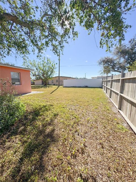 A home in PORT CHARLOTTE