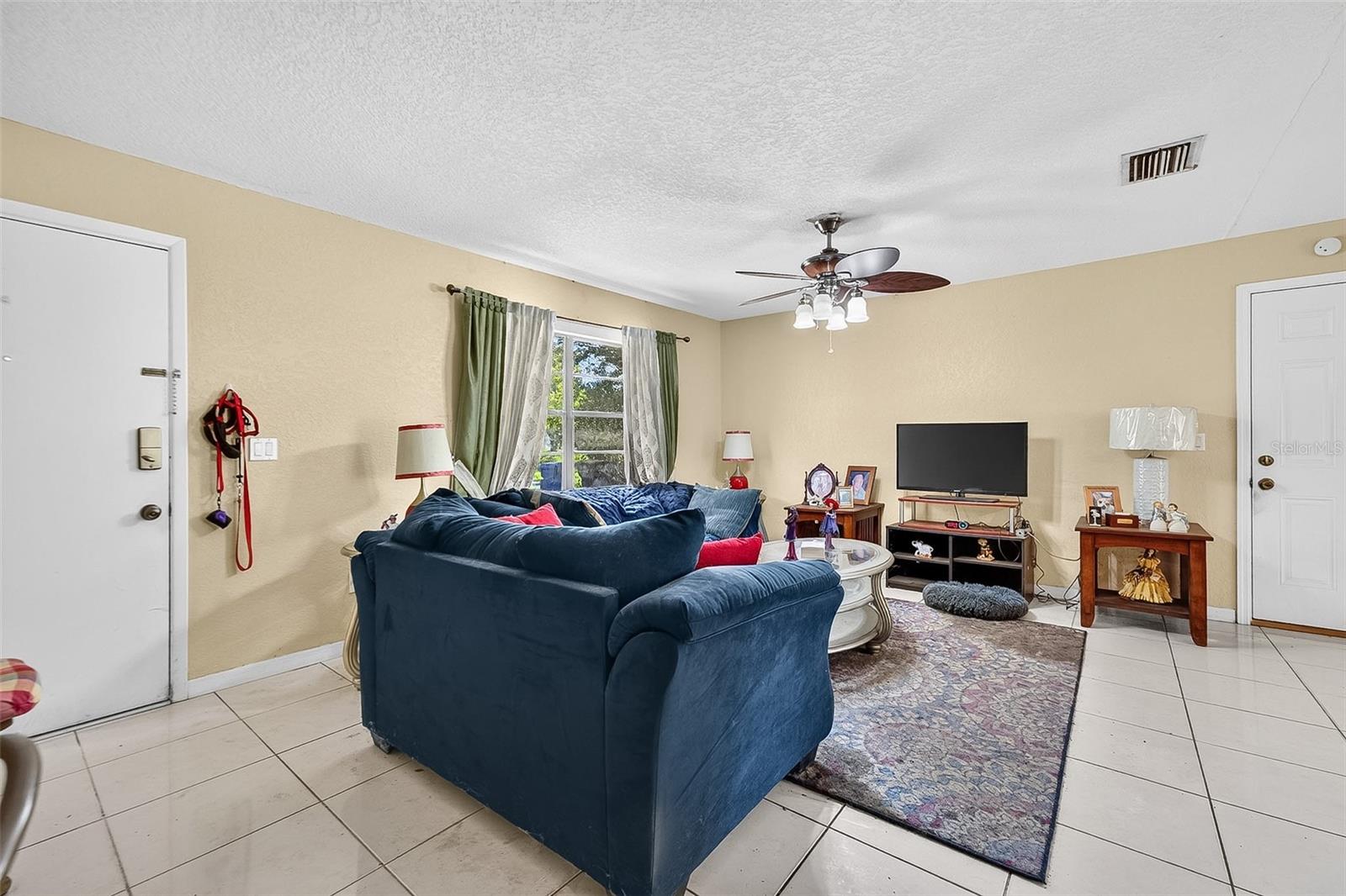 1917 CEDARBROOKE DRIVE