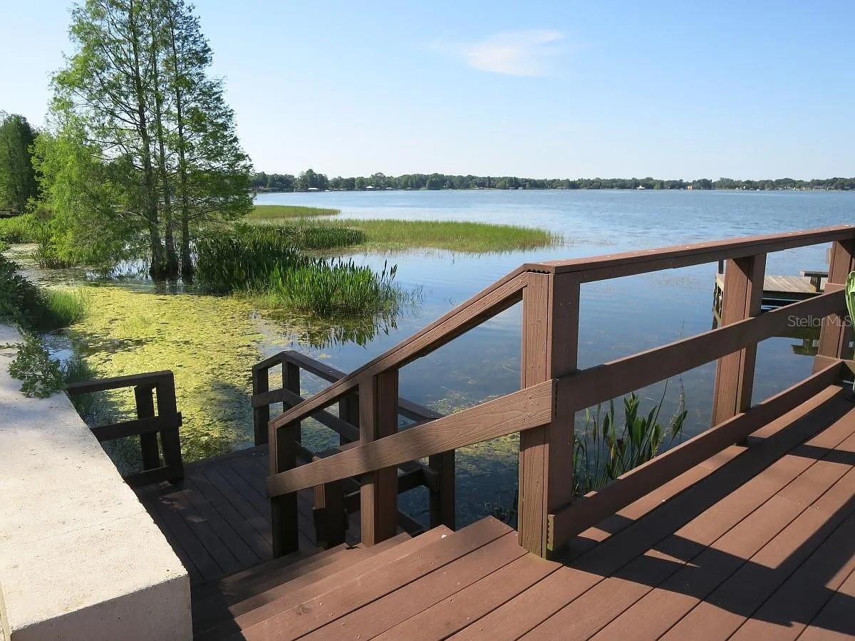 CASARENA ON LAKES - Residential Lease