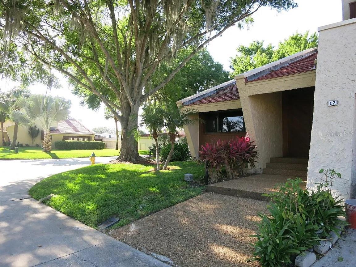 CASARENA ON LAKES - Residential Lease