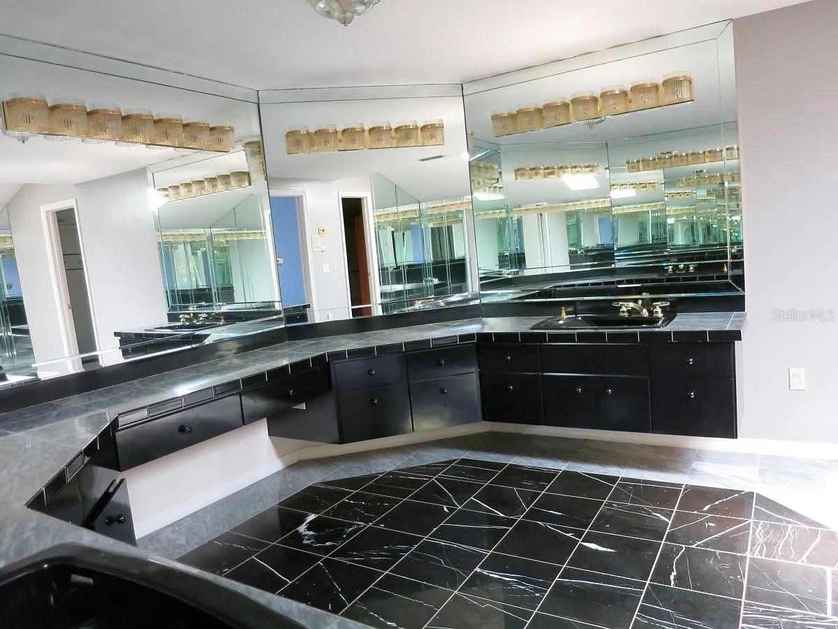 CASARENA ON LAKES - Residential Lease