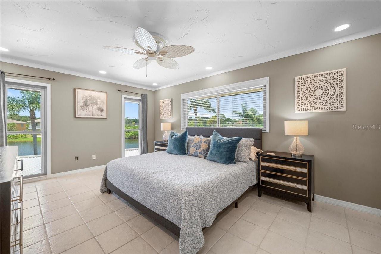 GARDENS THE CONDO - Residential