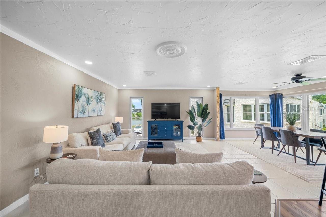 GARDENS THE CONDO - Residential