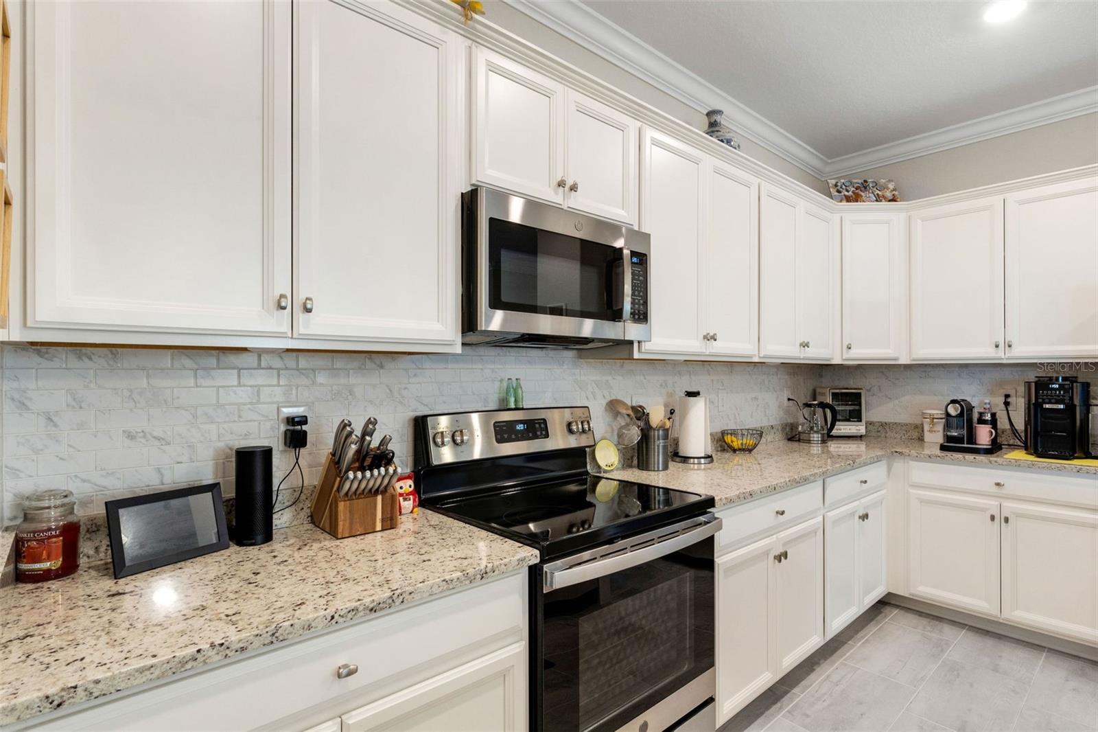 GRAN PARADISO PH 8 - Residential