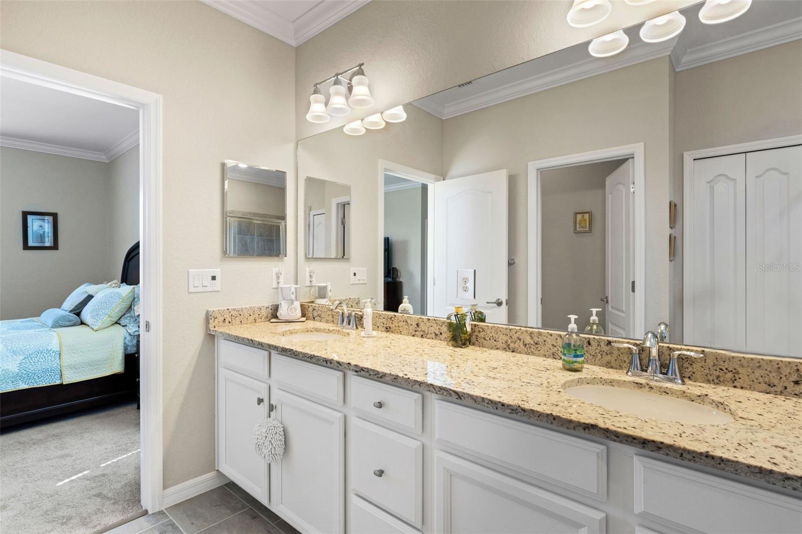 GRAN PARADISO PH 8 - Residential