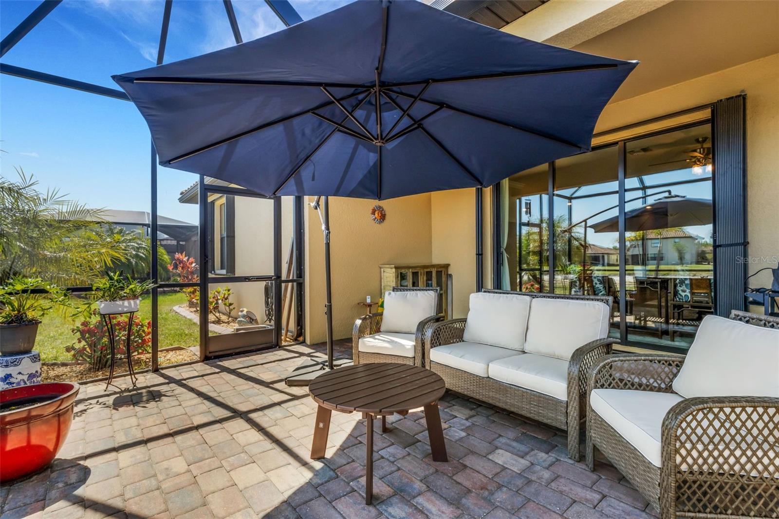 GRAN PARADISO PH 8 - Residential