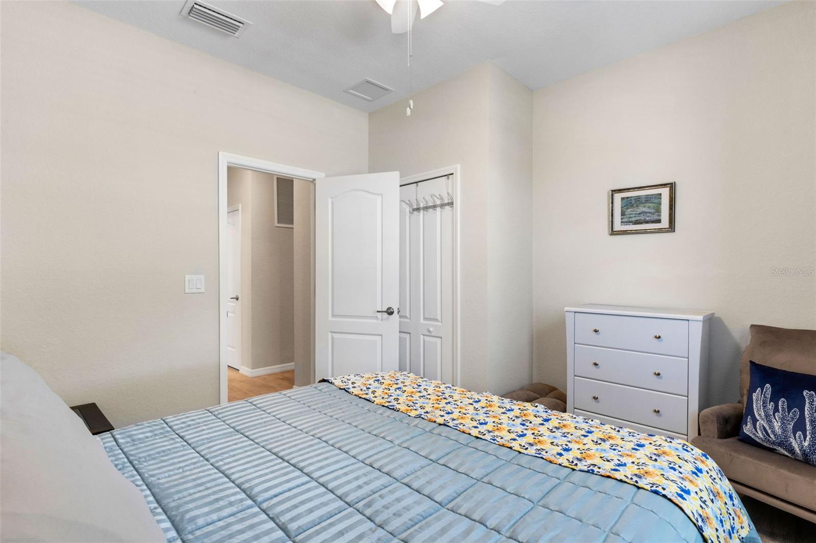 GRAN PARADISO PH 8 - Residential