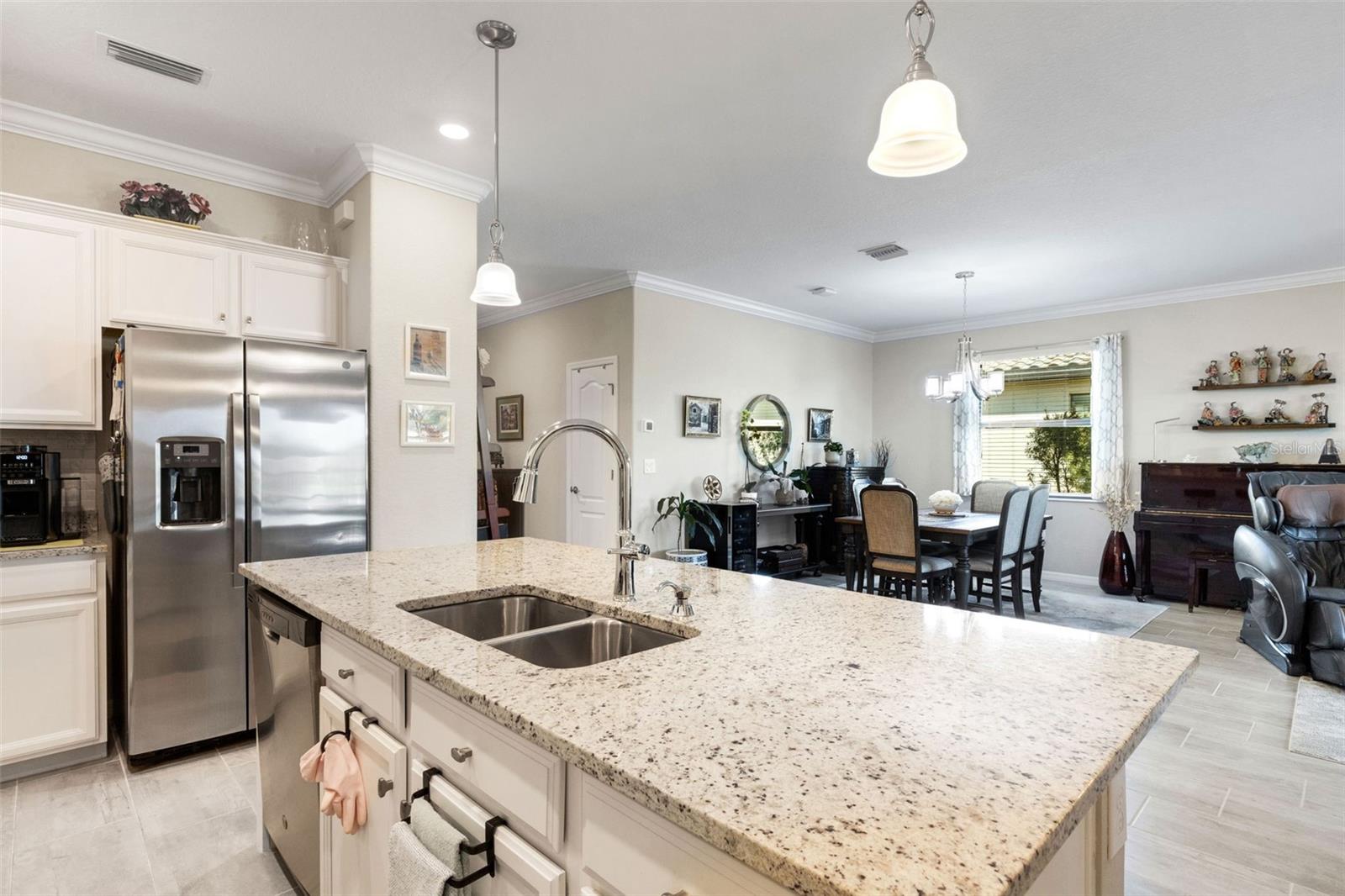 GRAN PARADISO PH 8 - Residential