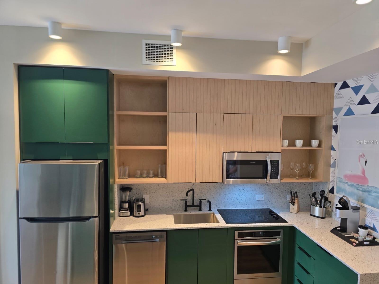 3151 SUNSET WALK DRIVE 518