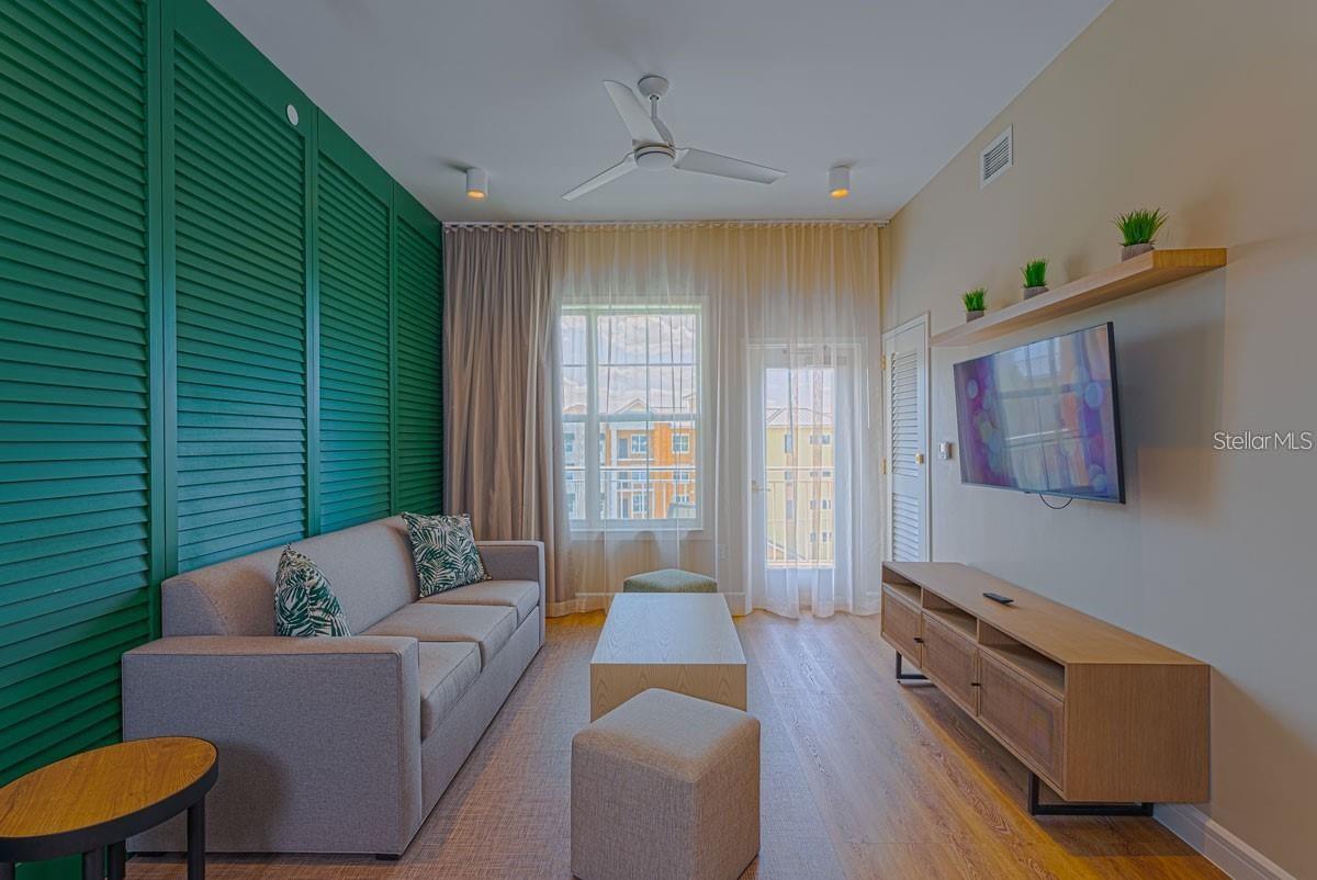 3151 SUNSET WALK DRIVE 518