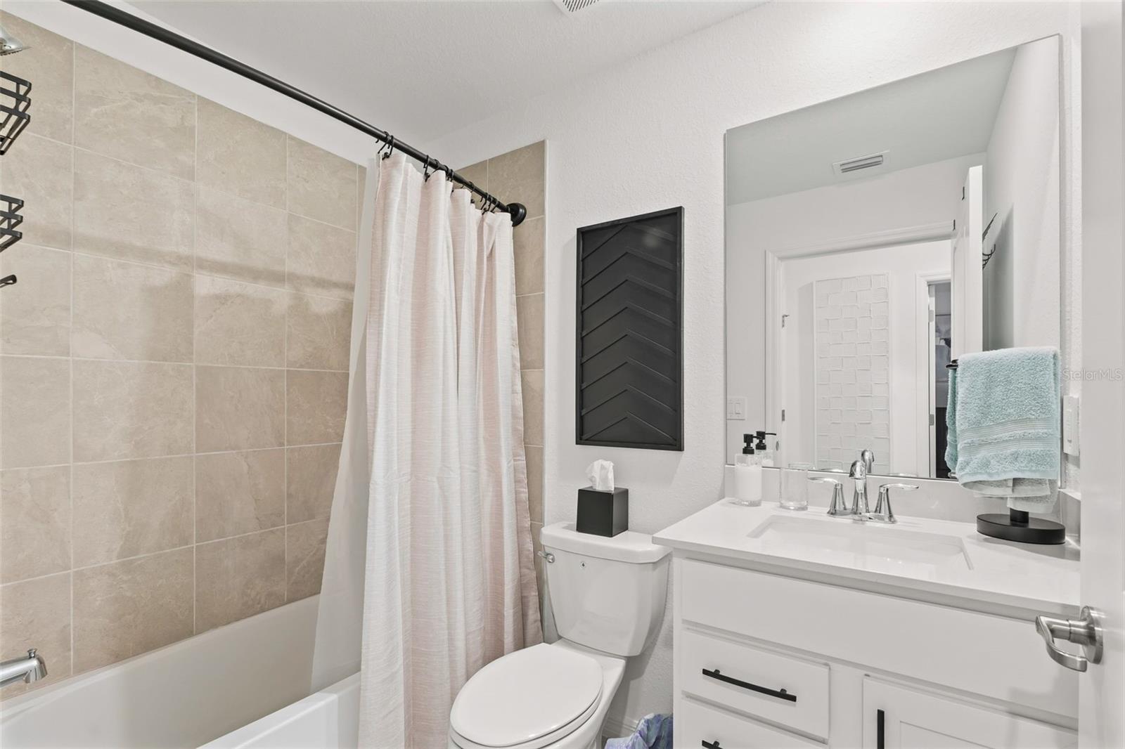 CALUSA COUNTRY CLUB - Residential Lease