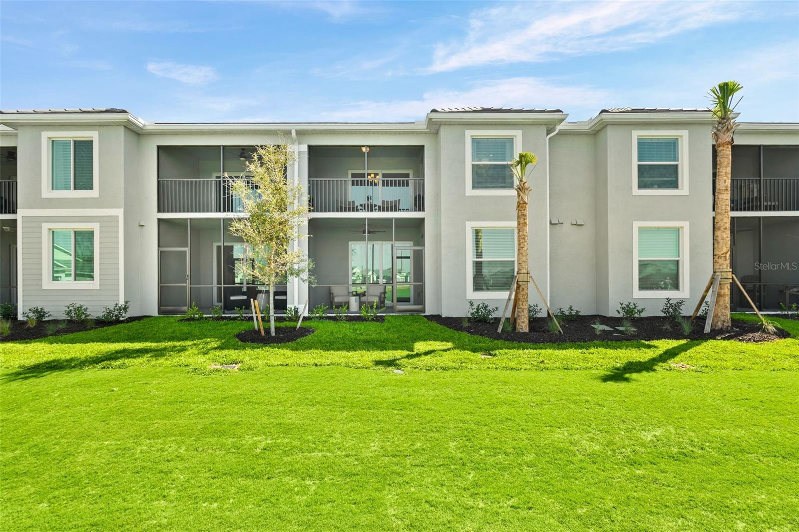 CALUSA COUNTRY CLUB - Residential Lease