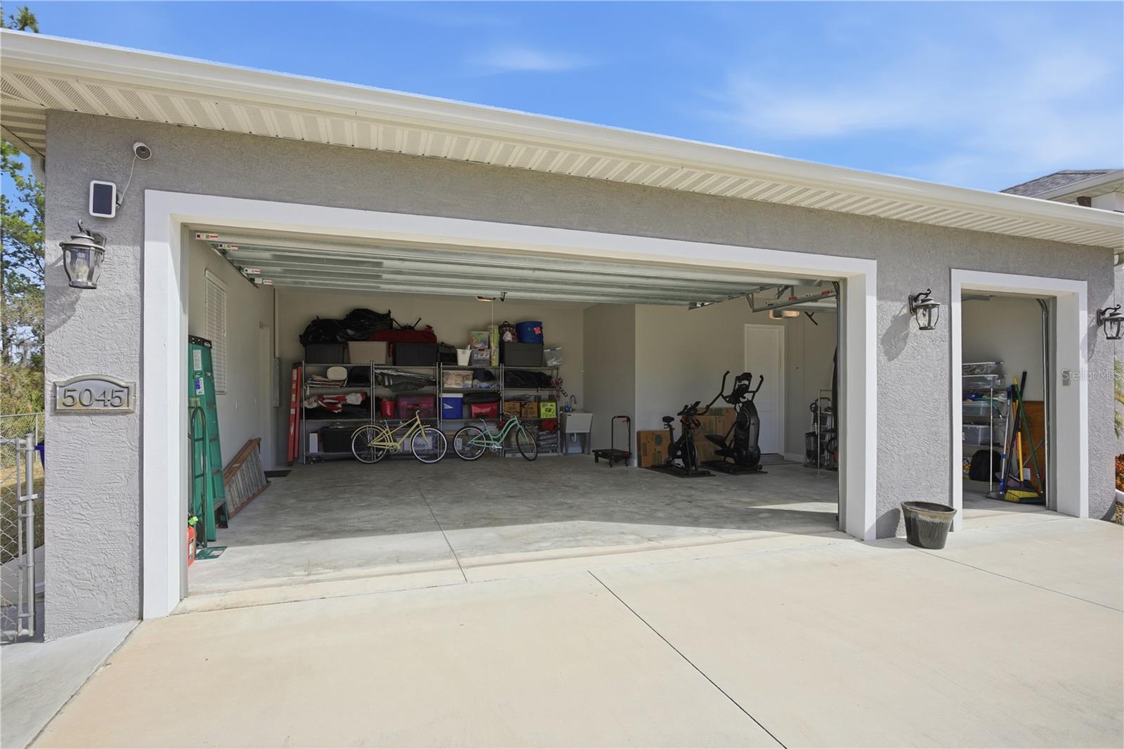 SUN N LAKE - Residential