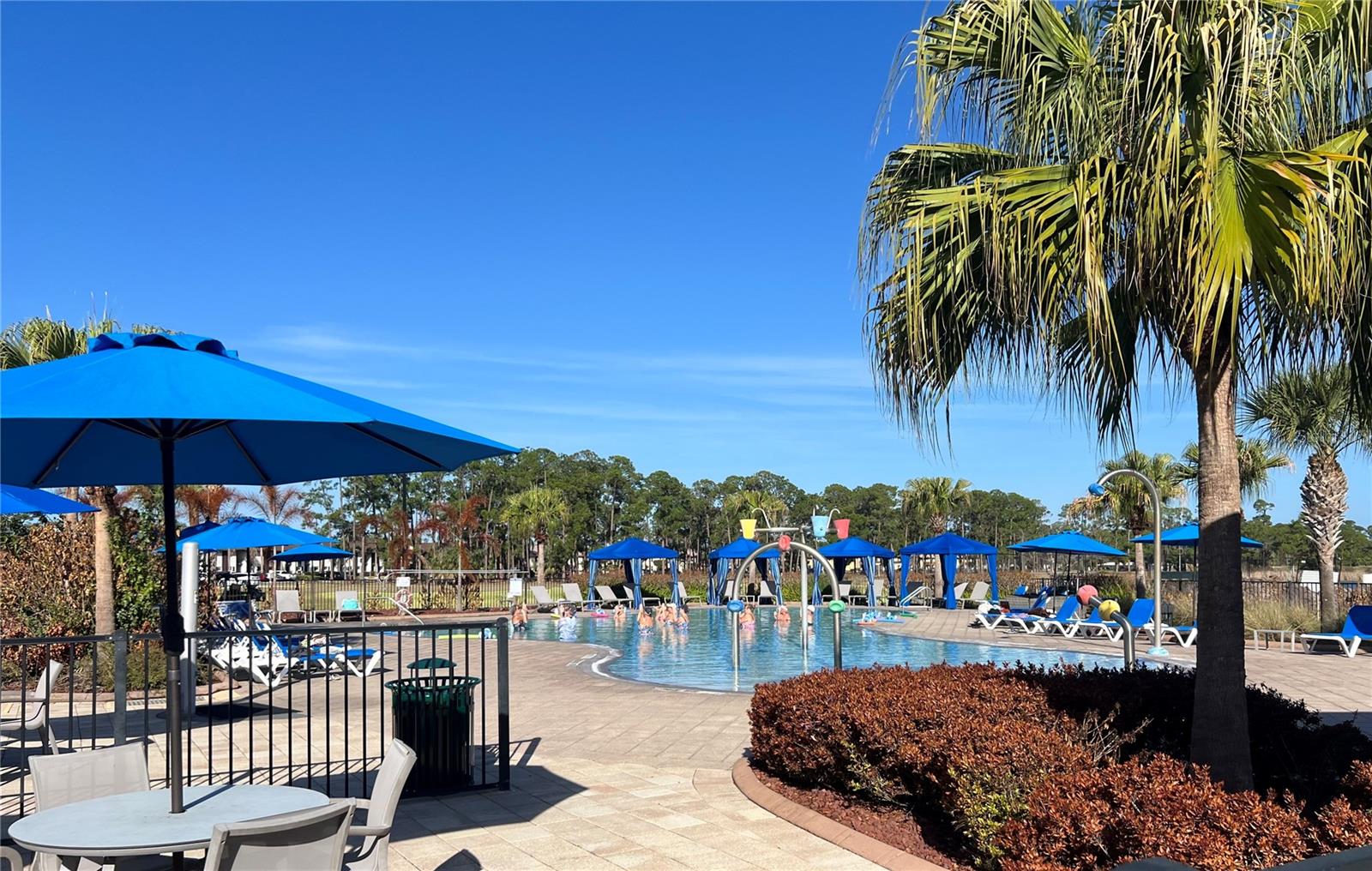 SUN N LAKE - Residential