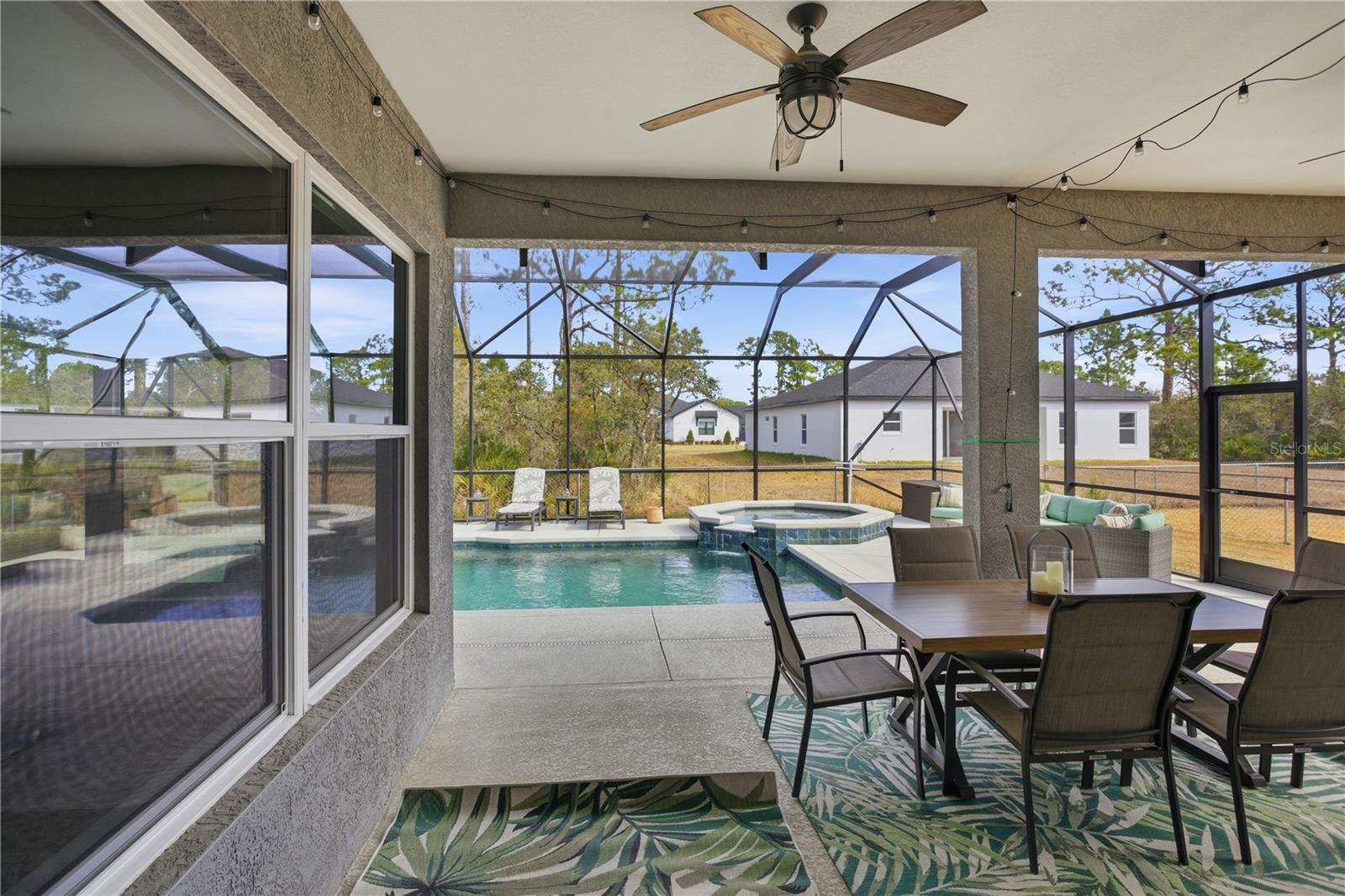 SUN N LAKE - Residential