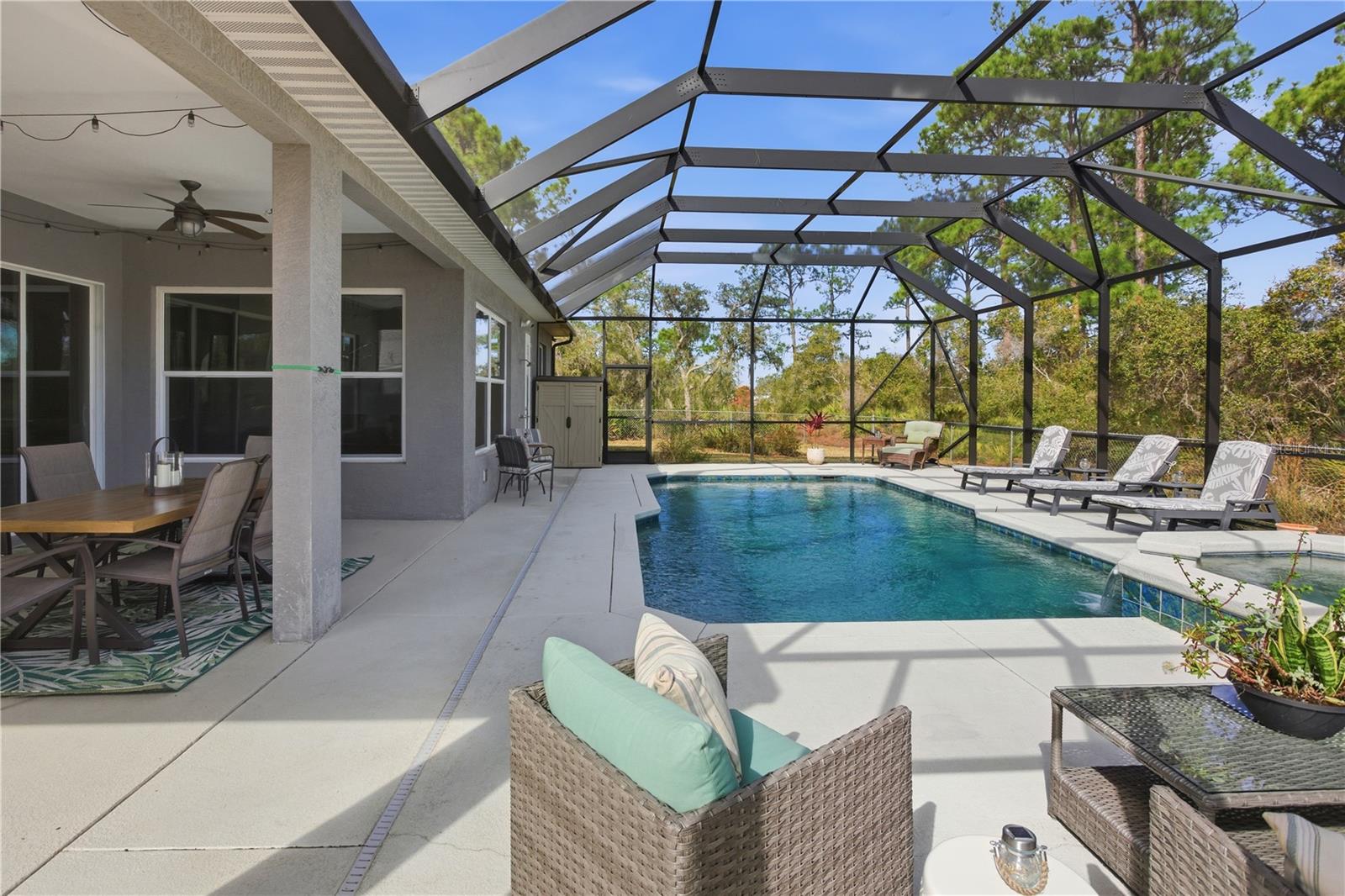 SUN N LAKE - Residential