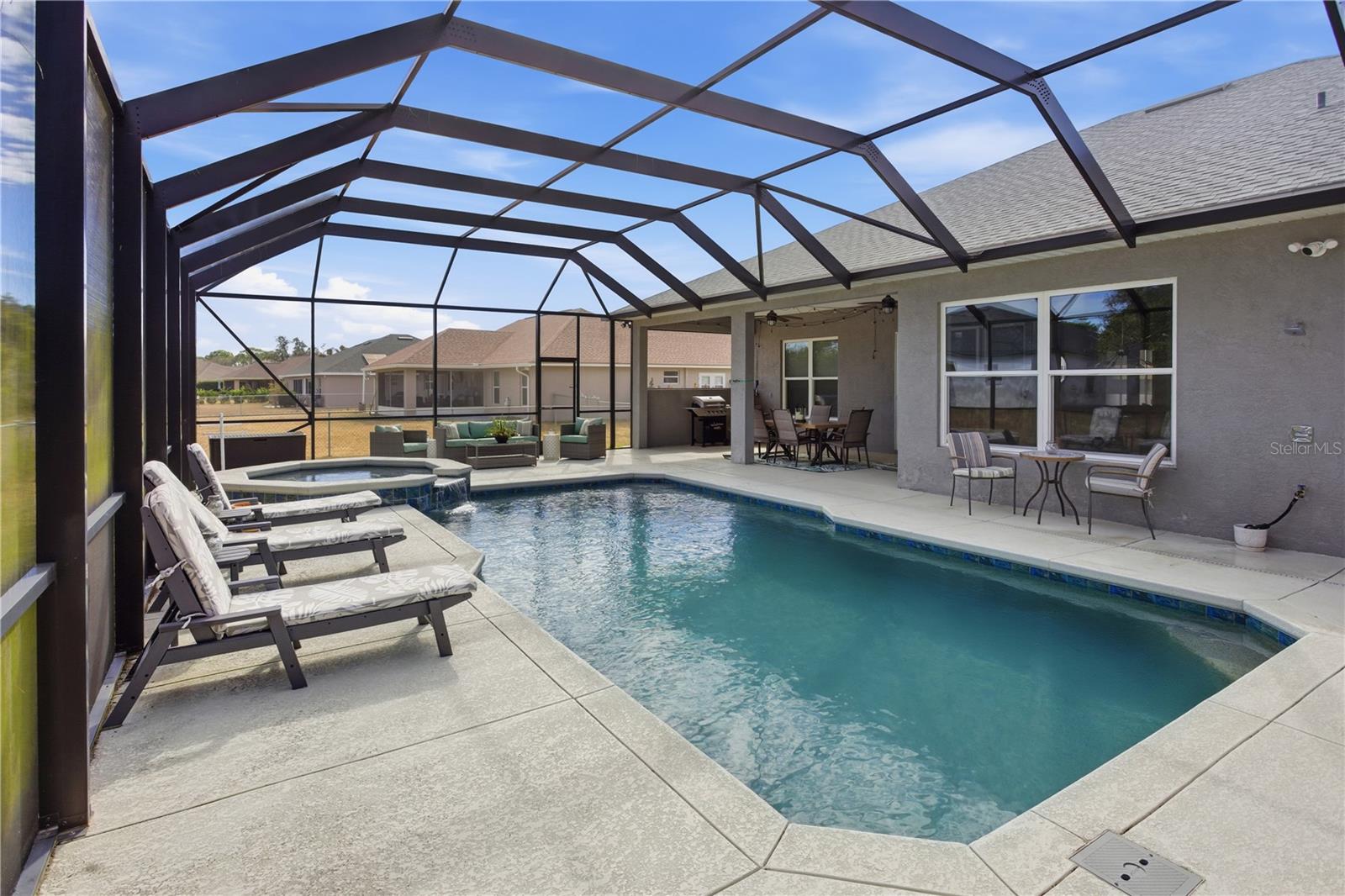 SUN N LAKE - Residential