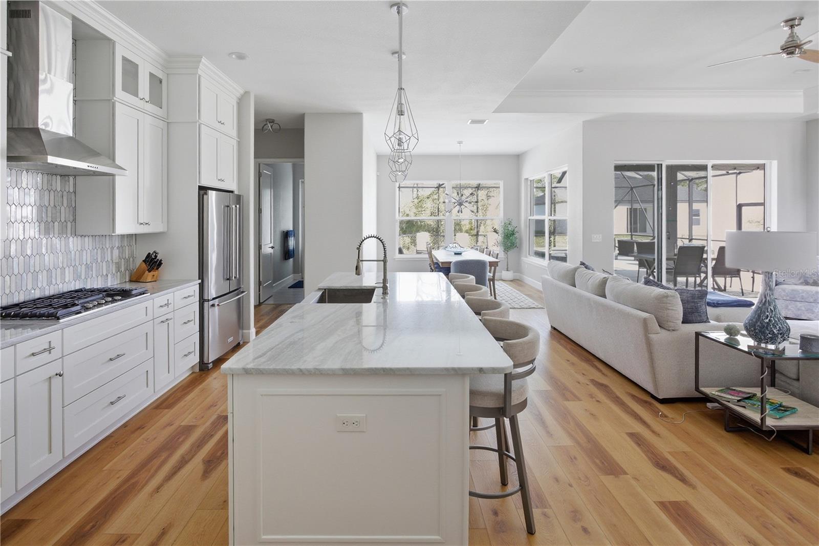 SUN N LAKE - Residential