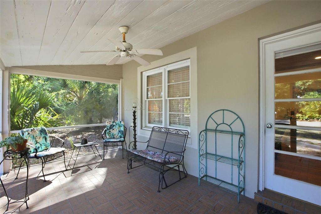 Photo of 116 Castile Street, Venice, FL 34285 (MLS # A4690560)