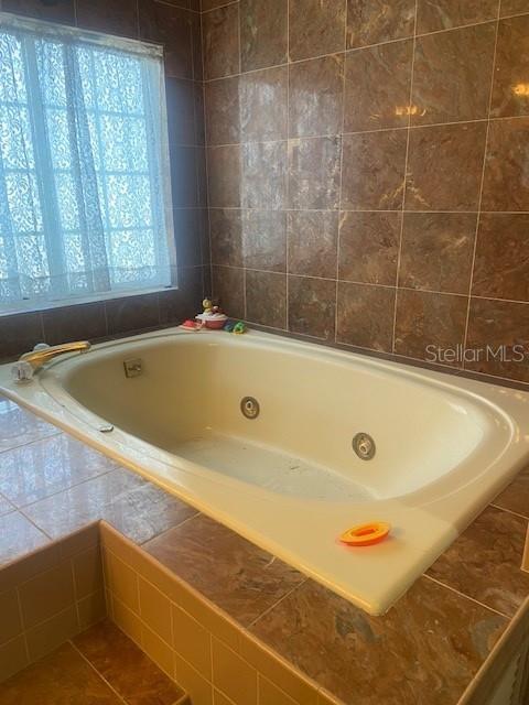 EMERALD LAKE COLONY UNIT 1 - Residential