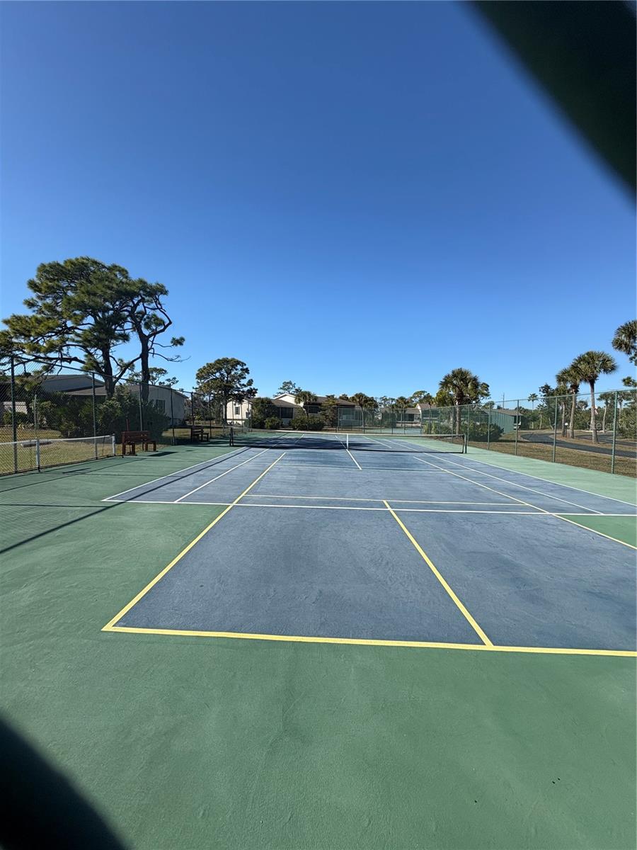 FOREST PARK CONDO PH 01 BLDG 01 - Residential