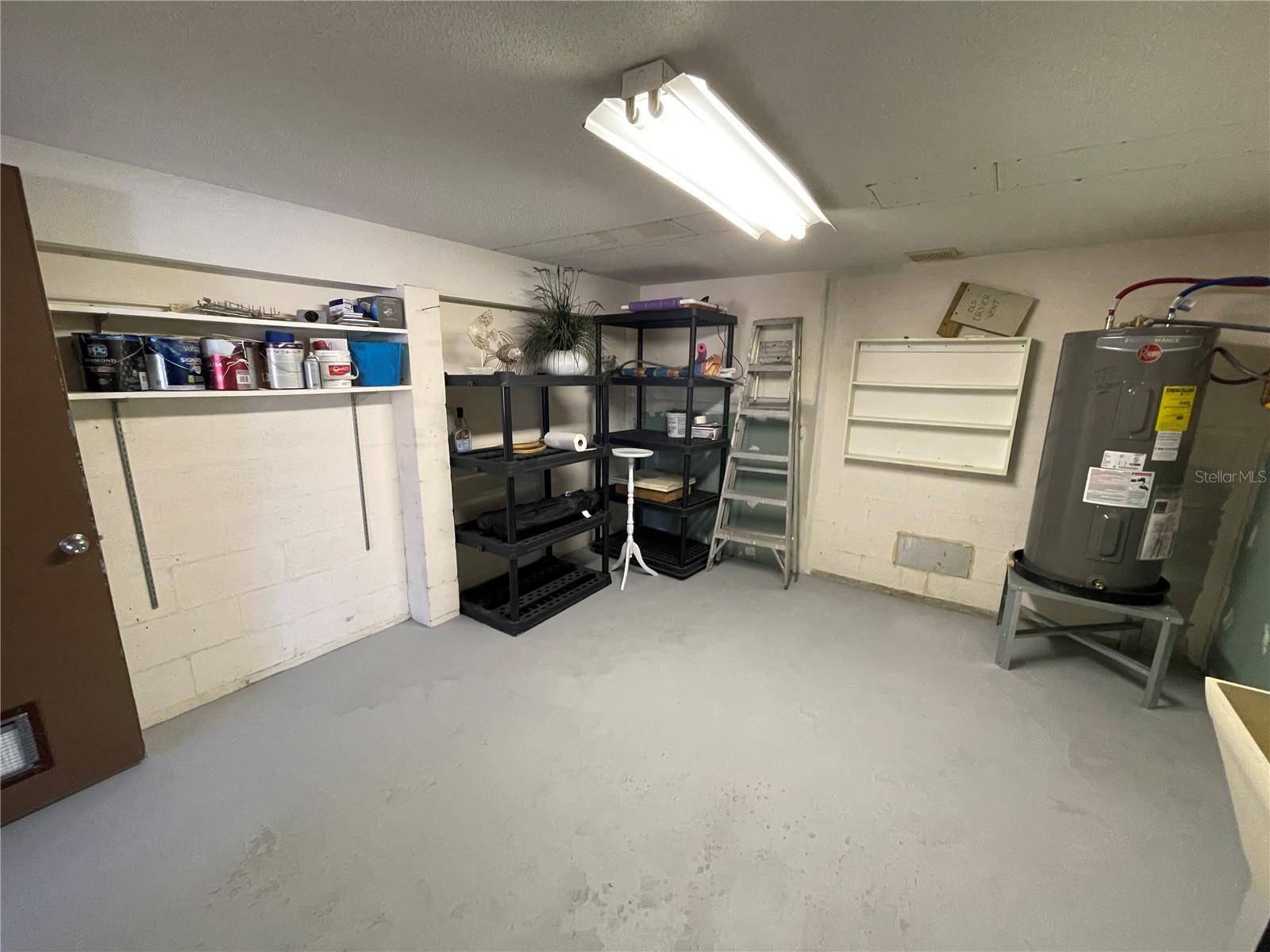 FOREST PARK CONDO PH 01 BLDG 01 - Residential