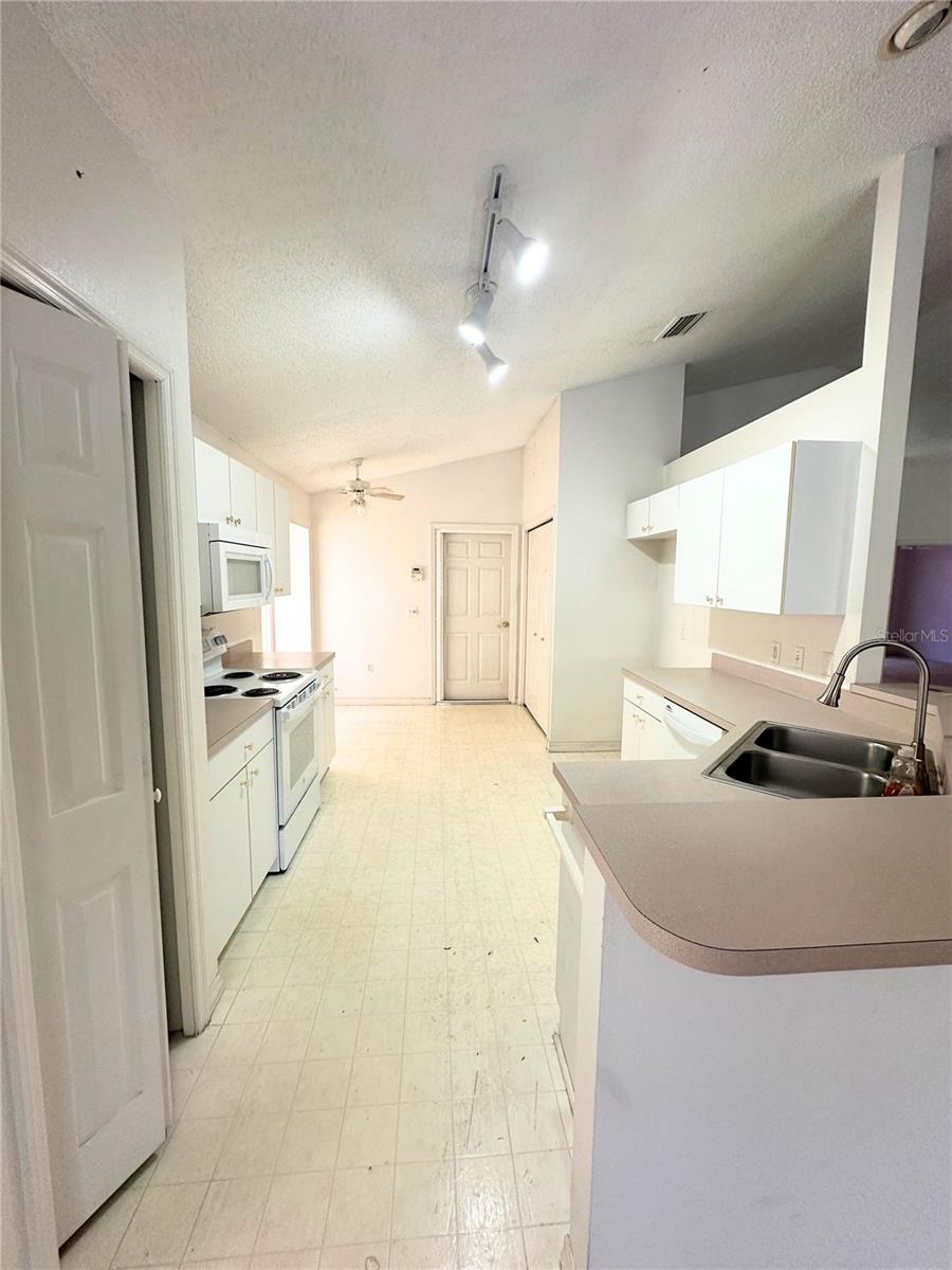 OAKWOOD GOLF CLUB PH 02 - Residential