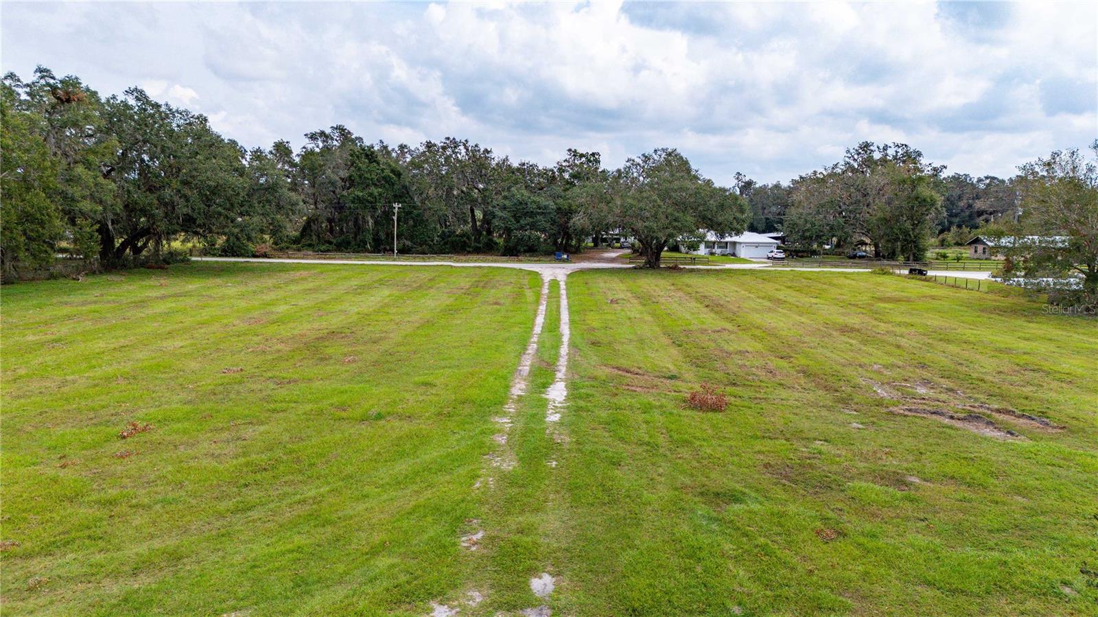 HIGHLAND FARMS - Land