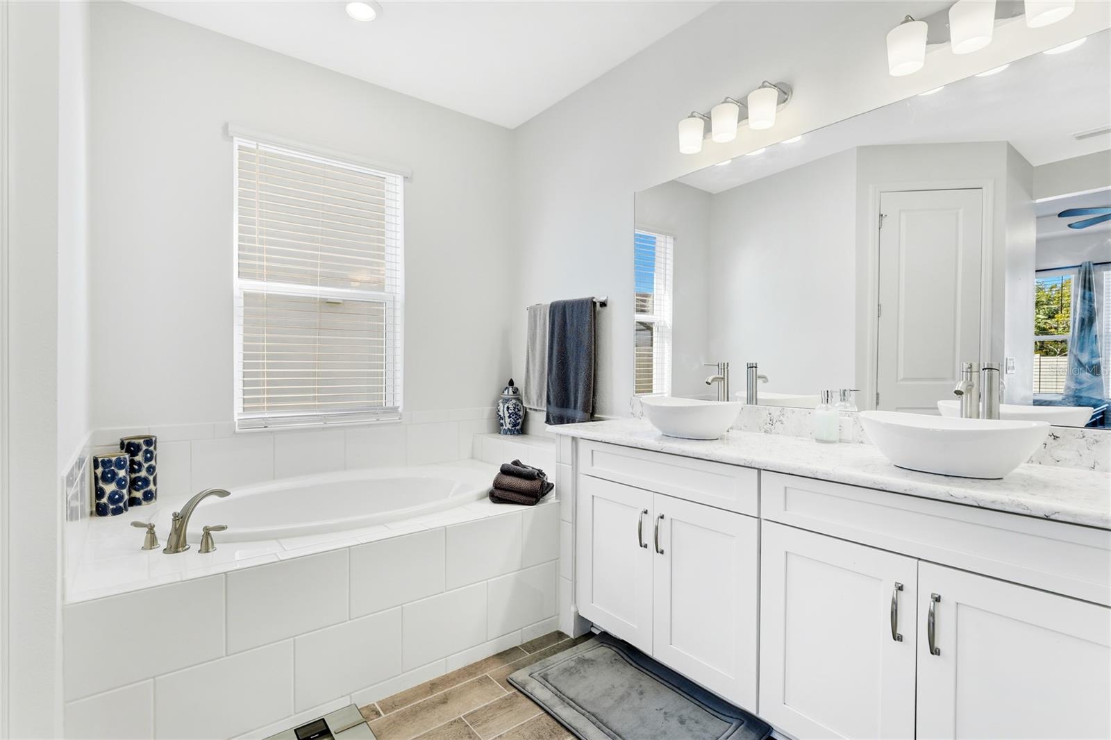 ARTISAN LAKES EAVES BEND PH II SUBPH A, - Residential