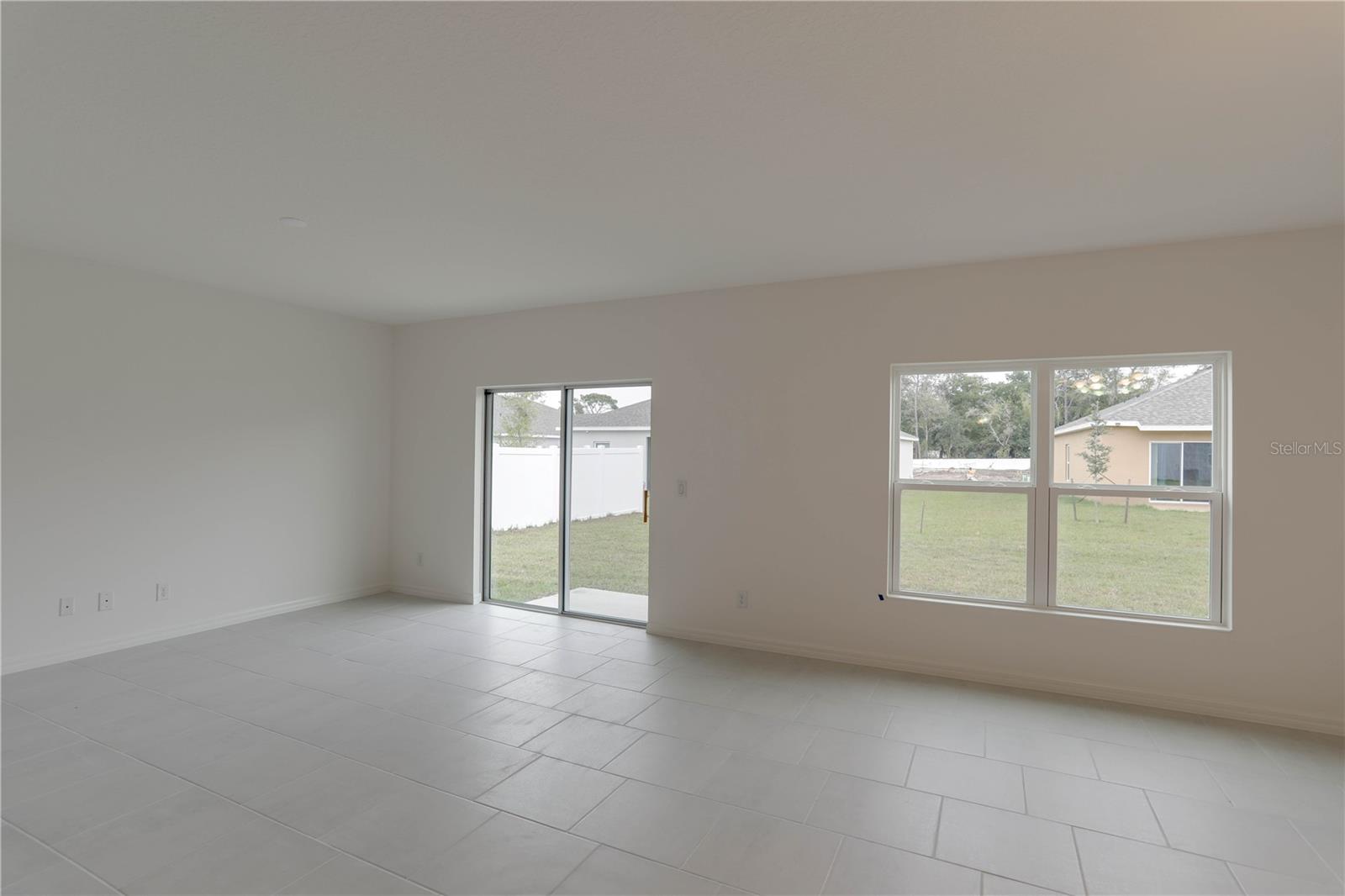 DAVENPORT ESTATES - Residential Lease