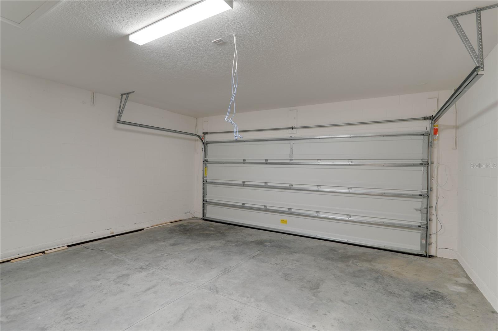 DAVENPORT ESTATES - Residential Lease