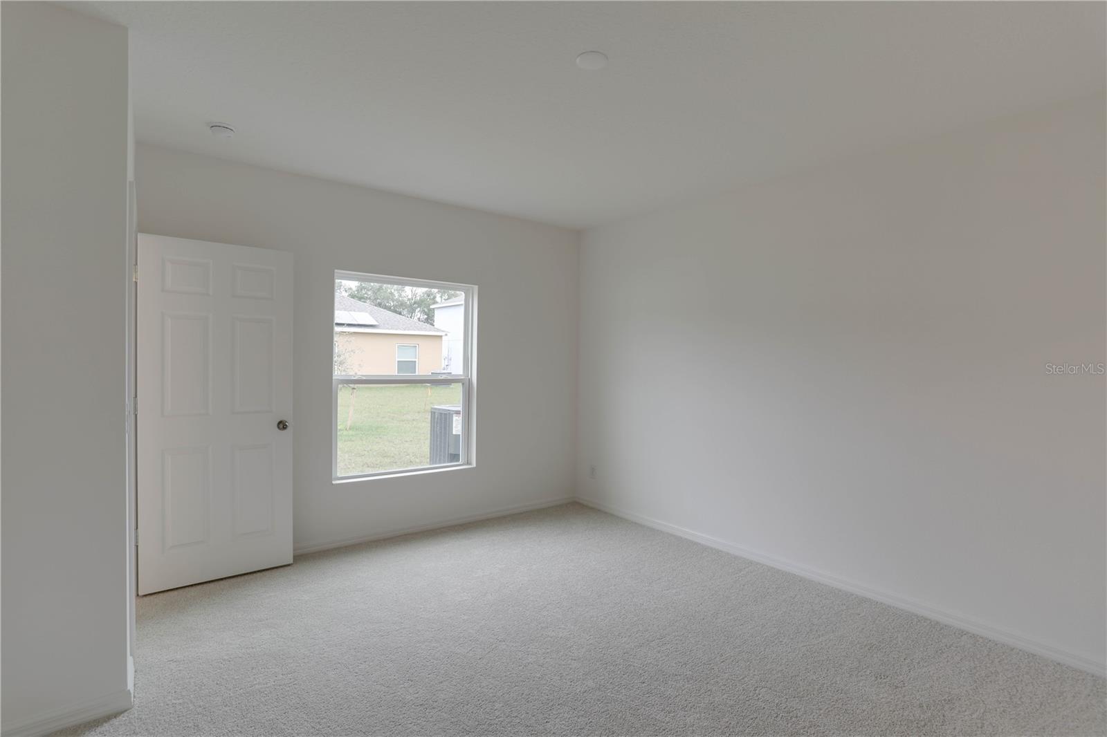 DAVENPORT ESTATES - Residential Lease