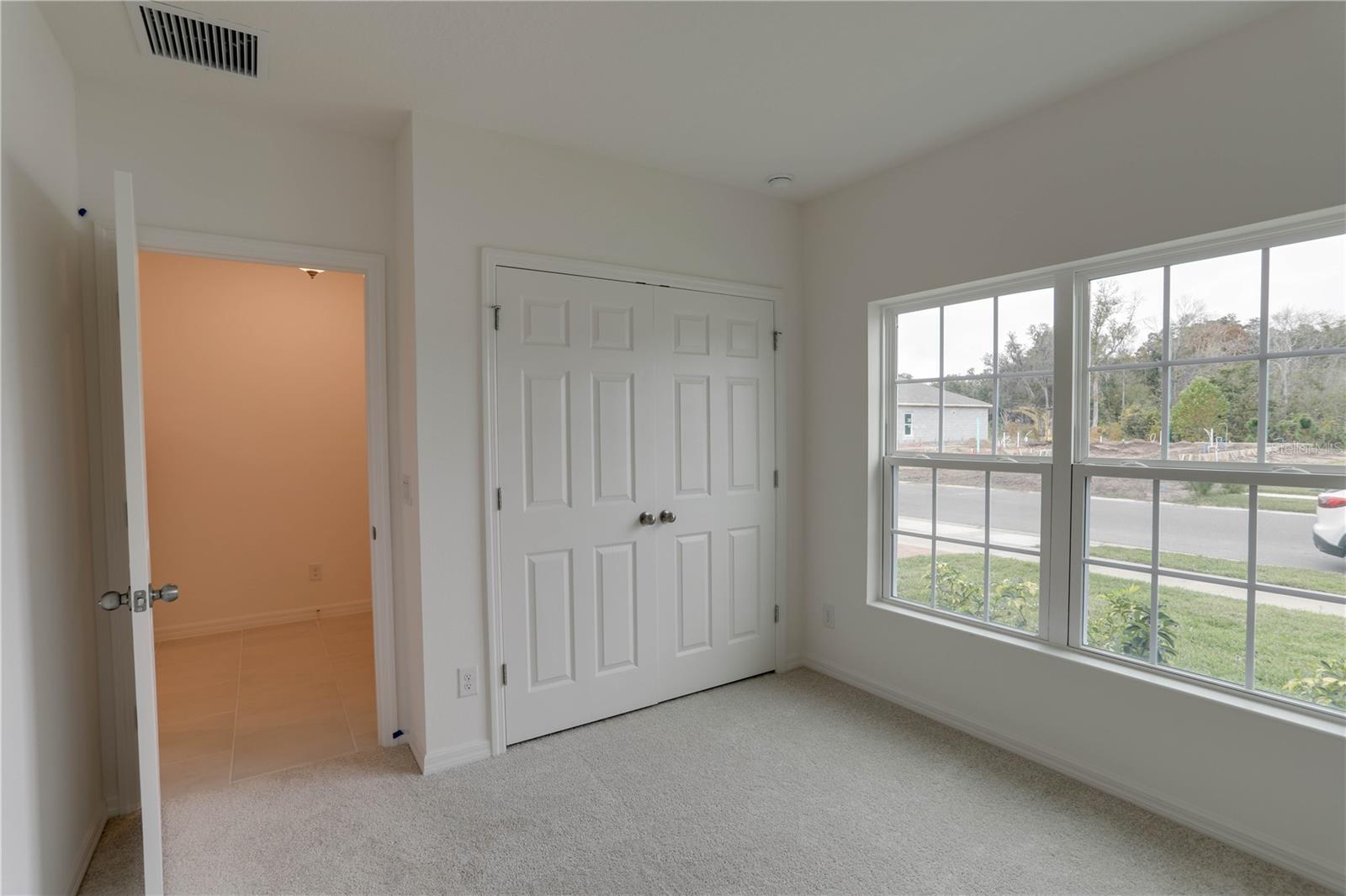 DAVENPORT ESTATES - Residential Lease