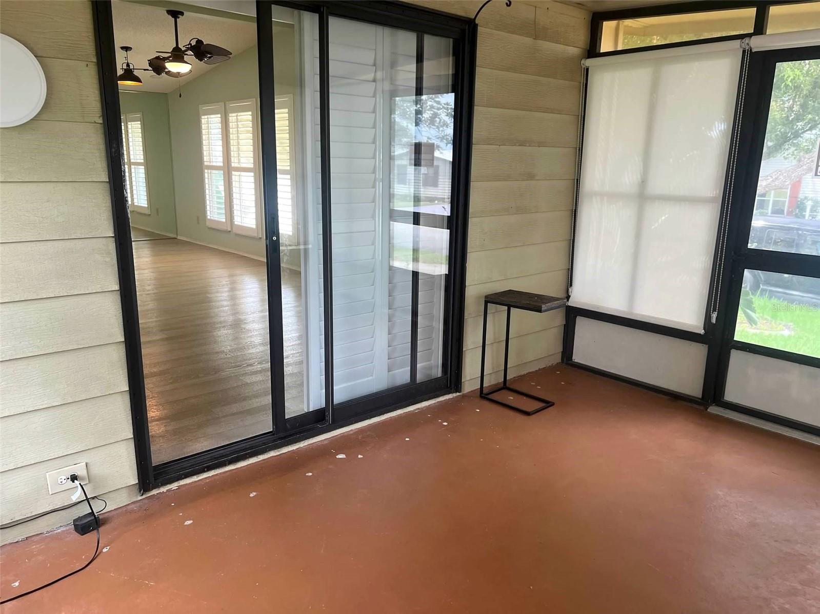 LADY LAKE ORANGE BLOSSOM GARDENS UNIT 09 - Residential