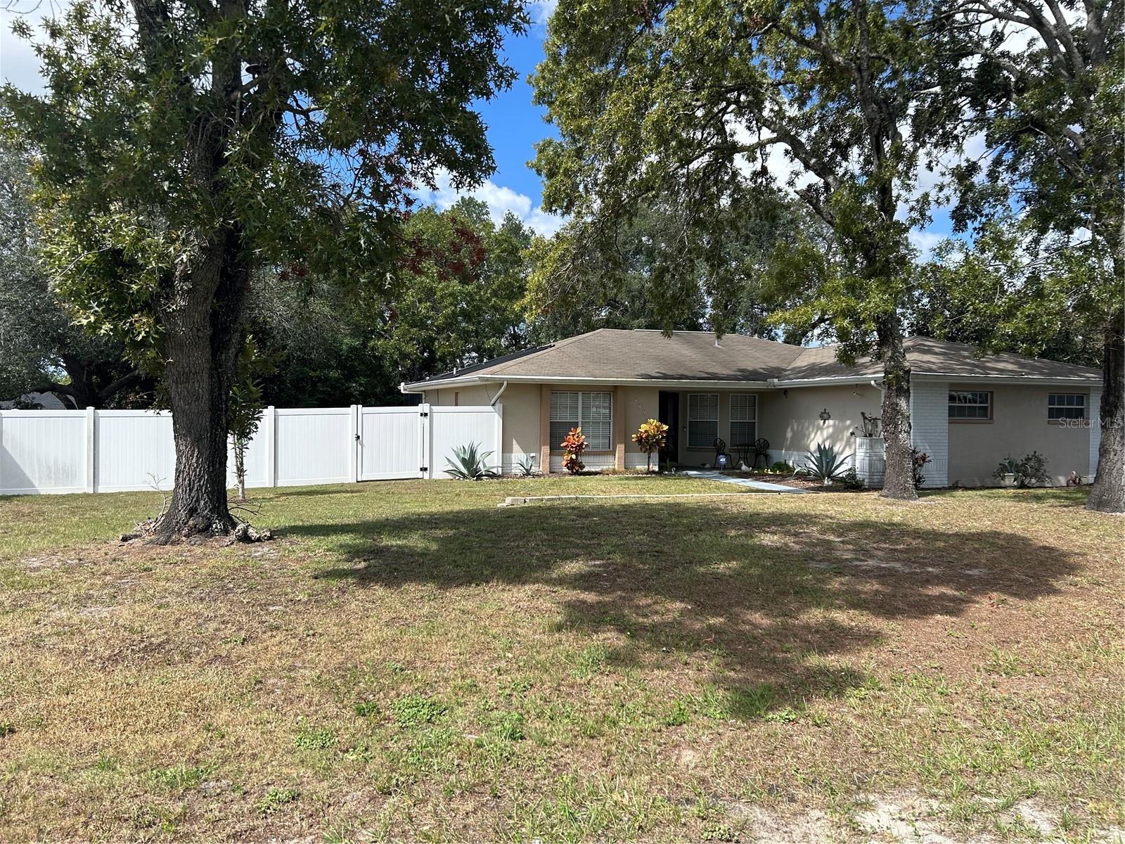 SPRING HILL - Residential Lease