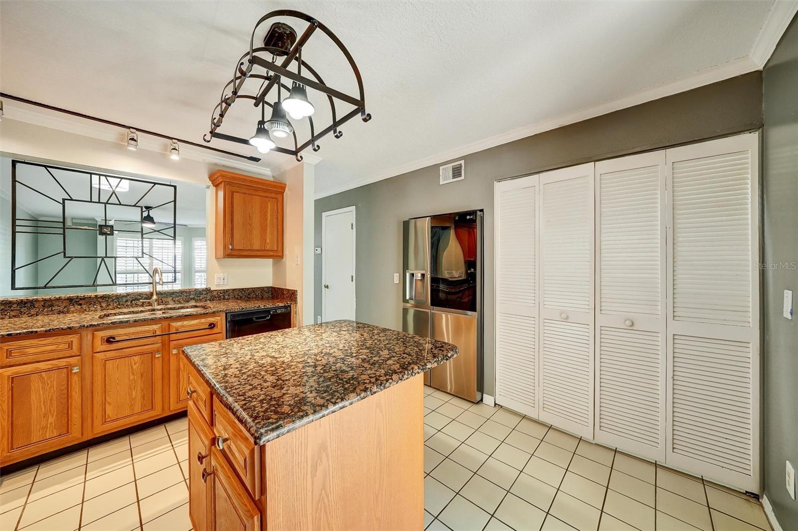 FAIRCREST III A CONDO - Residential