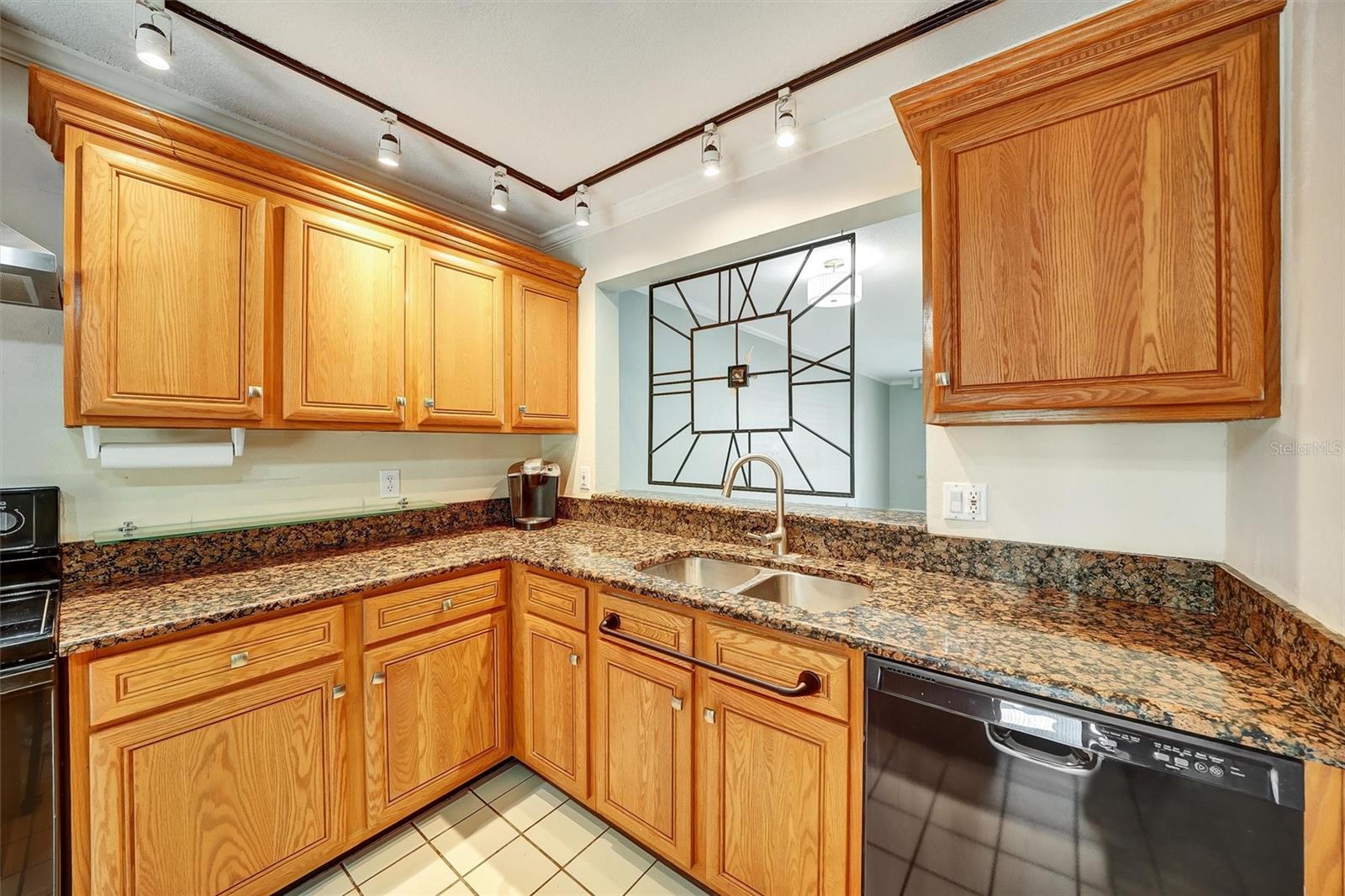 FAIRCREST III A CONDO - Residential