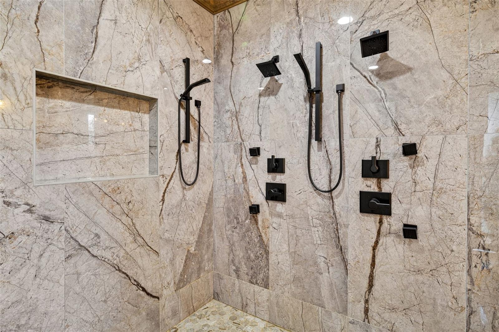 RUSTY CRK - Residential