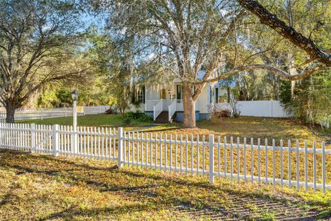 Tiny photo for 16 52nd Street, Yankeetown, FL 34498 (MLS # TB8457375)