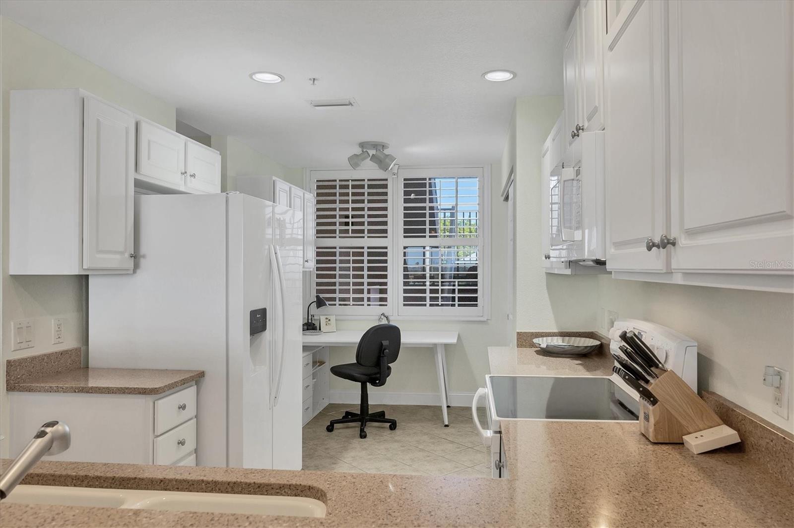 BOCA VISTA HARBOR BLDG C - Residential