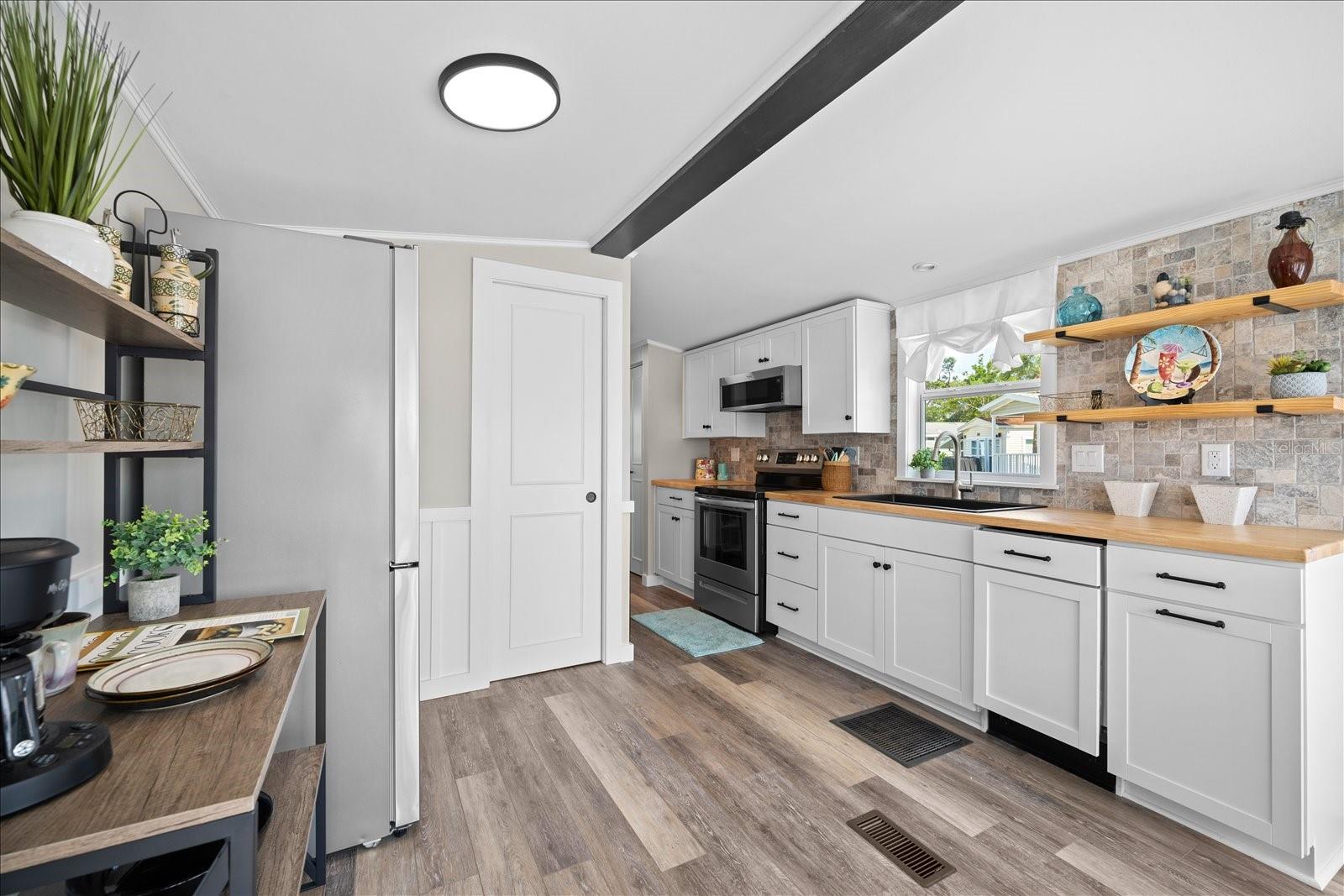 KINGS GATE SEC I - Residential